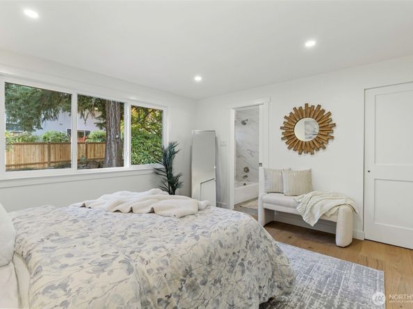 2457 168th Place NE, Bellevue WA 98008