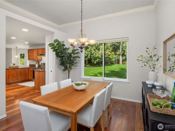20108 NE 168th Place, Woodinville WA 98077