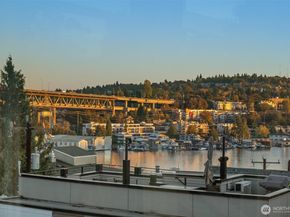 3959 1st Avenue NE A, Seattle WA 98105
