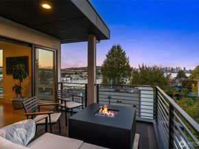 3959 1st Avenue NE A, Seattle WA 98105