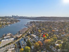 3959 1st Avenue NE A, Seattle WA 98105