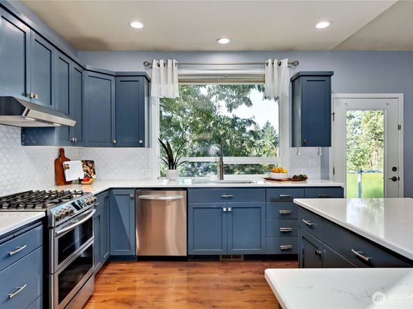 13855 Olympic View Road NW, Silverdale WA 98383