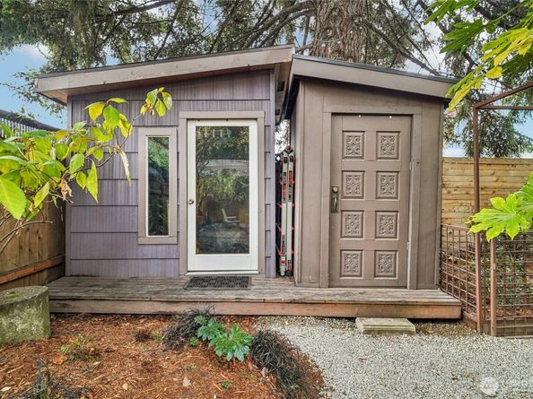 813 S Orcas Street, Seattle WA 98108