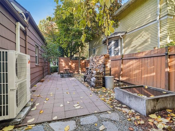 813 S Orcas Street, Seattle WA 98108