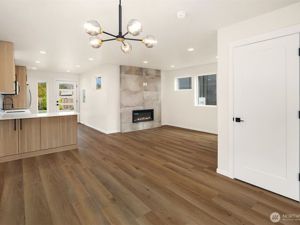 6503 Dibble Avenue NW, Seattle WA 98107