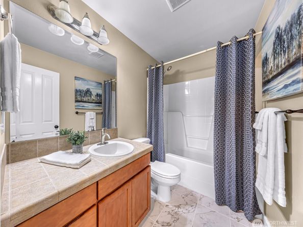 17824 19th Avenue SE, Bothell WA 98012