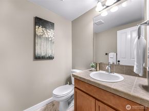17824 19th Avenue SE, Bothell WA 98012