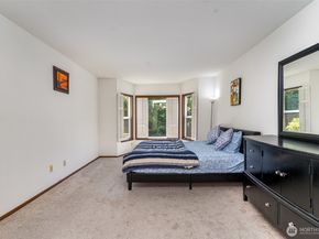 17440 NE 38th Street A201, Redmond WA 98052