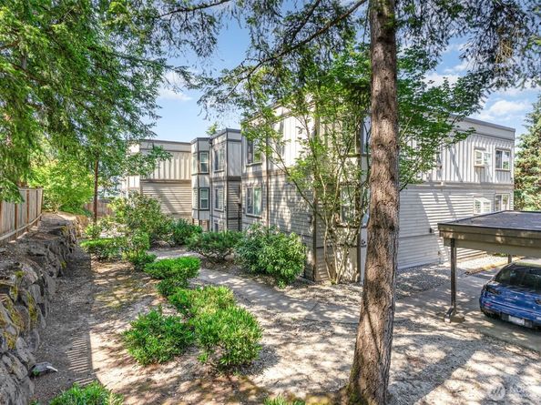 17440 NE 38th Street A201, Redmond WA 98052