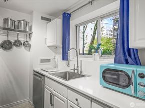 1400 Hubbell Place 511, Seattle WA 98101
