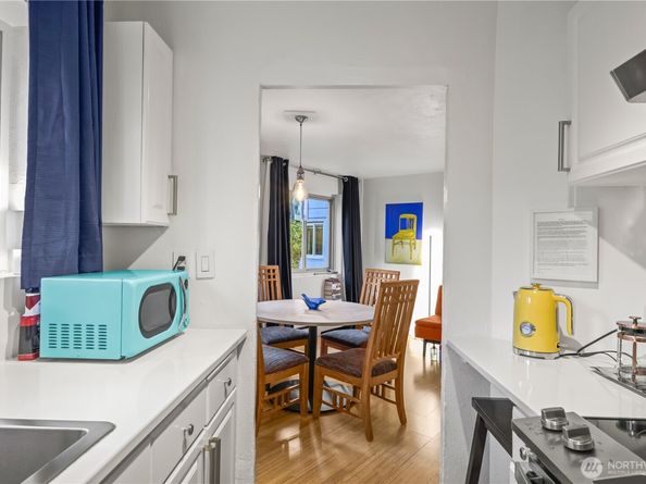 1400 Hubbell Place 511, Seattle WA 98101