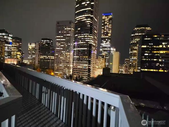 1400 Hubbell Place 511, Seattle WA 98101
