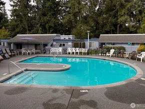 4300 NE Sunset Boulevard L3, Renton WA 98059