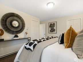 4300 NE Sunset Boulevard L3, Renton WA 98059