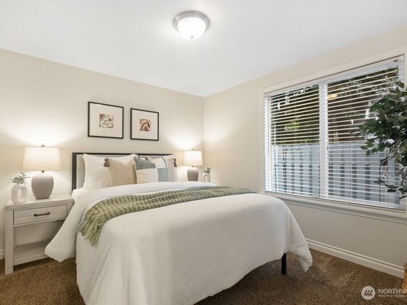4300 NE Sunset Boulevard L3, Renton WA 98059
