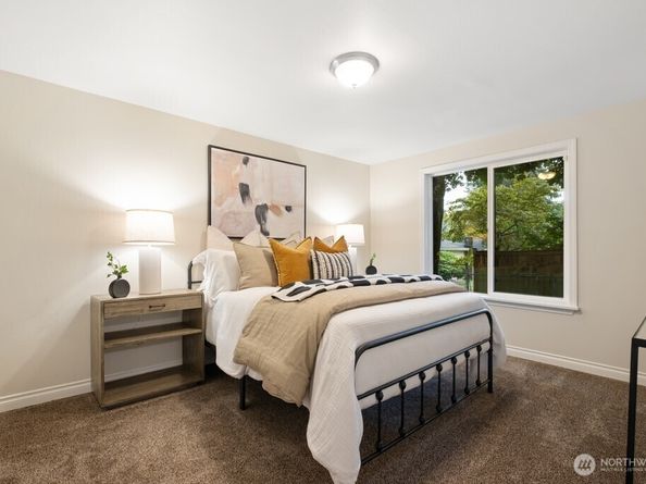 4300 NE Sunset Boulevard L3, Renton WA 98059