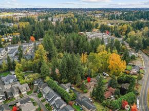 13922 Manor Way, Lynnwood WA 98087