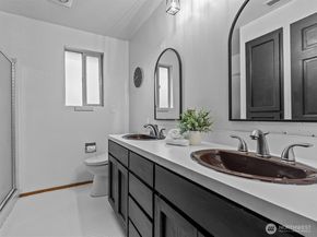 13922 Manor Way, Lynnwood WA 98087