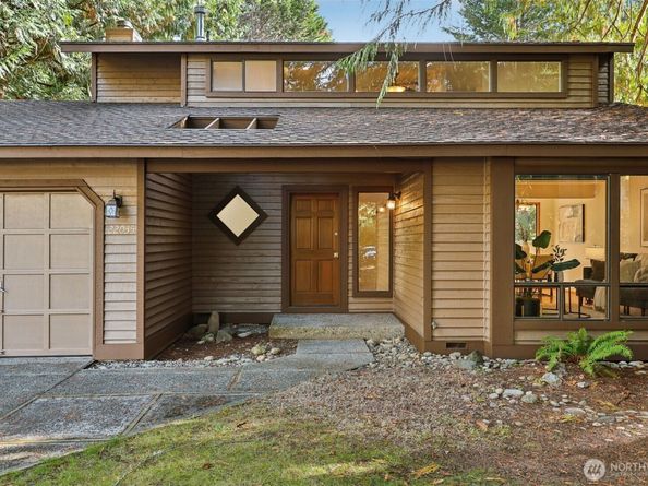 22035 NE 15th Street, Sammamish WA 98074