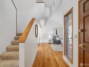 22035 NE 15th Street, Sammamish WA 98074