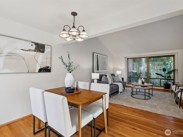 22035 NE 15th Street, Sammamish WA 98074