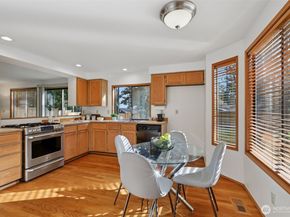 22035 NE 15th Street, Sammamish WA 98074