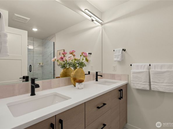 6544 C Latona Avenue NE, Seattle WA 98115