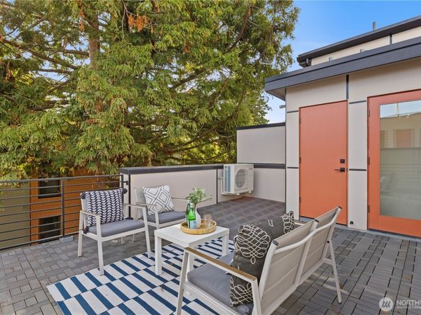 6544 C Latona Avenue NE, Seattle WA 98115