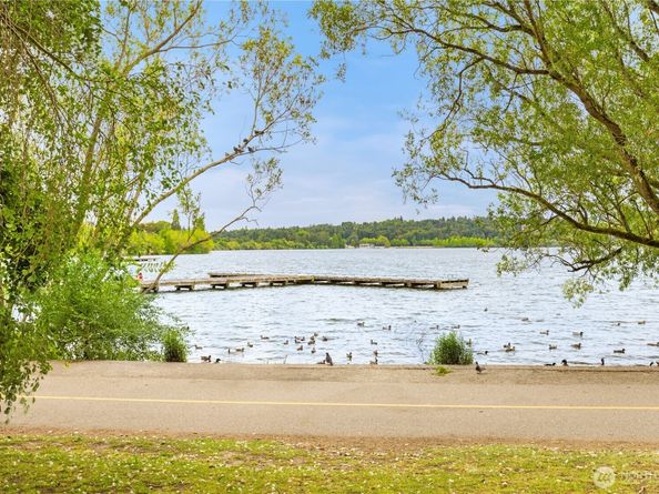 6544 C Latona Avenue NE, Seattle WA 98115