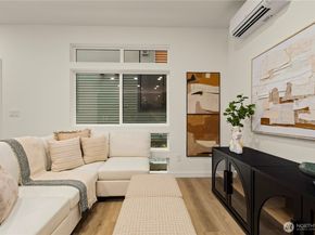 6544 C Latona Avenue NE, Seattle WA 98115