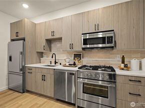 6544 C Latona Avenue NE, Seattle WA 98115