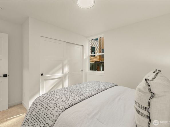 6544 C Latona Avenue NE, Seattle WA 98115