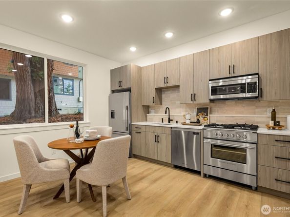 6544 C Latona Avenue NE, Seattle WA 98115