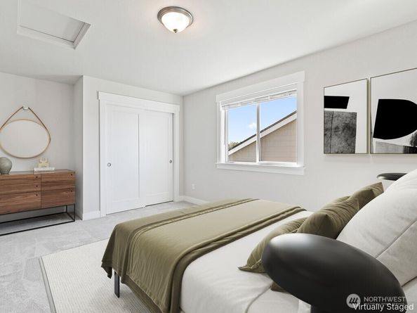 1698 SW 344th Place, Federal Way WA 98023