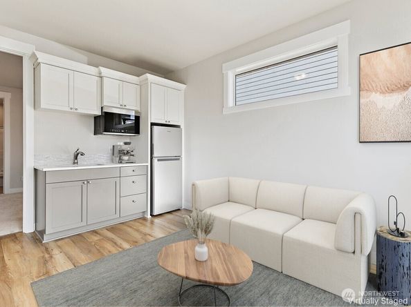 1698 SW 344th Place, Federal Way WA 98023