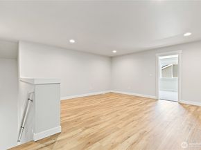 1698 SW 344th Place, Federal Way WA 98023