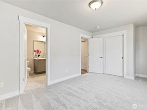 1698 SW 344th Place, Federal Way WA 98023