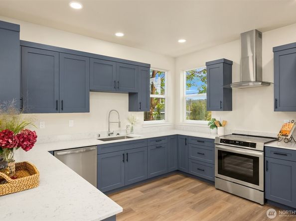 23 Beargrass Lane NE, Poulsbo WA 98370