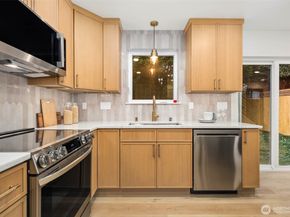14033 2nd Avenue NW, Seattle WA 98177