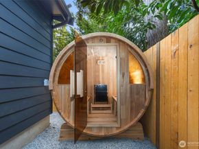 14033 2nd Avenue NW, Seattle WA 98177