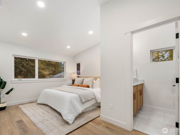 14033 2nd Avenue NW, Seattle WA 98177