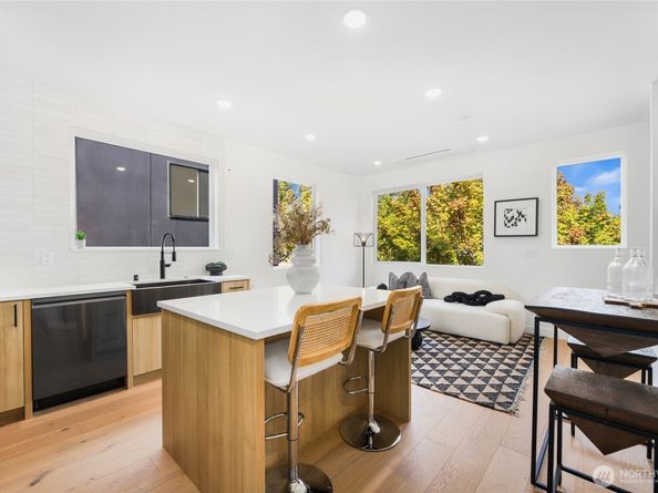 1805 SW Elmgrove Street, Seattle WA 98106