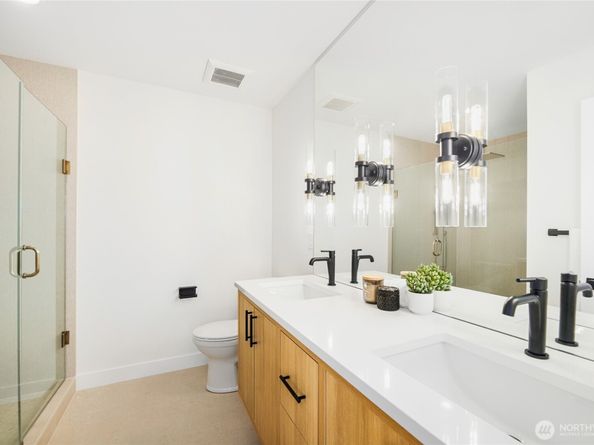 1805 SW Elmgrove Street, Seattle WA 98106