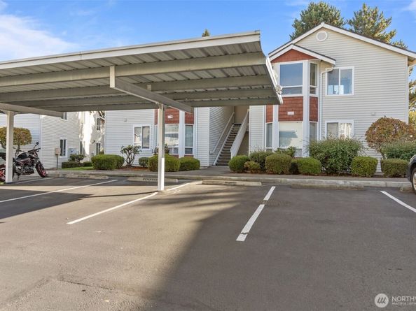 800 96th Avenue NE D202, Lake Stevens WA 98258