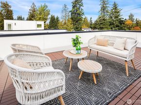 18011 2nd Avenue NE B, Shoreline WA 98155