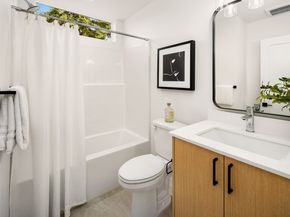 18011 2nd Avenue NE B, Shoreline WA 98155