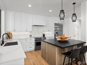 2214 Broadway E A, Seattle WA 98102