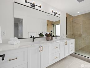 2214 Broadway E A, Seattle WA 98102