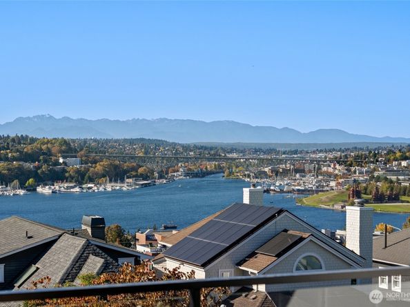 2214 Broadway E A, Seattle WA 98102