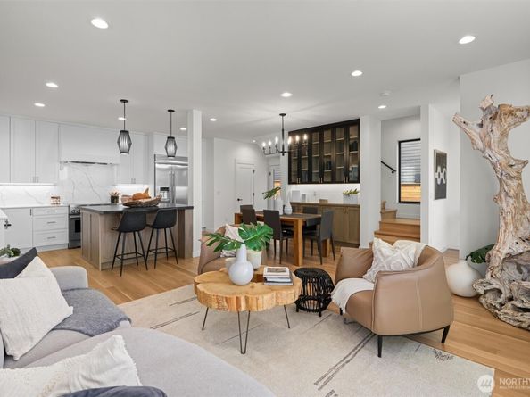 2214 Broadway E A, Seattle WA 98102